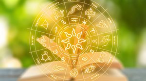 Nesta quarta-feira, cada nativo terá que lidar com surpresas, tarefas e sentimentos que poderão mexer com a rotina (Imagem: New Africa | Shutterstock)