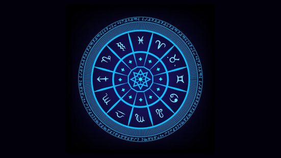 Os movimentos astrológicos desta terça-feira poderão influenciar cada signo de forma única (Imagem: Thanapong kasornmala | Shutterstock)