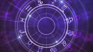 Esta sexta-feira será um dia de forte carga emocional, no qual a escuta atenta e o autocuidado farão grande diferença (Imagem: Golden Dayz | Shutterstock)