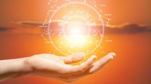 A segunda-feira trará energia de transformação aos nativos (Imagem: Billion Photos | Shutterstock)