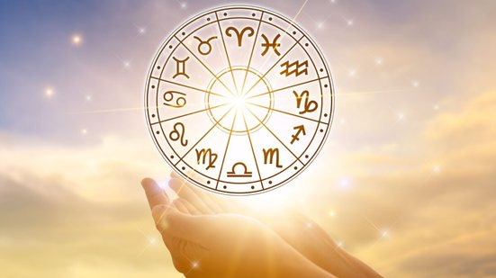 Nesta quinta-feira, as energias astrológicas estarão carregadas de intensidade e transformação (Imagem: sarayut_sy | Shutterstock)