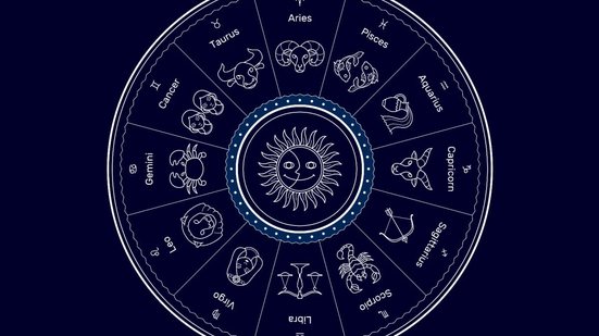 O movimento dos astros trará uma energia de imprevisibilidade nesta quinta-feira (Imagem: Suppachok N | Shutterstock)