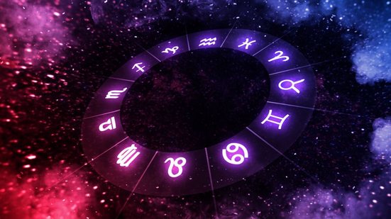 O dia será de expressão pessoal e aprofundamento emocional para os nativos (Imagem:  Miha Creative | Shutterstock)