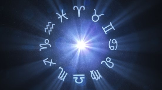 O movimento dos astros trará maior sensibilidade e necessidade de organização (Imagem: vchal | Shutterstock)