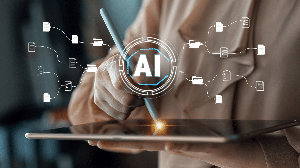 Com a expansão da IA, empresas passam a avaliar não apenas quais tecnologias contratar, mas também como preparar profissionais (Imagem: Koupei Studio | Shutterstock)