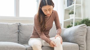 A alimentação também exerce papel relevante na saúde das articulações (Imagem: Kmpzzz | Shutterstock)