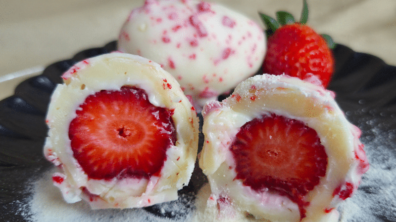 Já provou morango cravejado? Veja como fazer em casa essa receita que virou febre