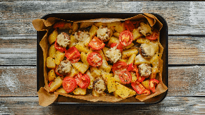 Vegetais assados com cogumelo e creme de castanha-de-caju (Imagem: Aleksei Isachenko | Shutterstock)