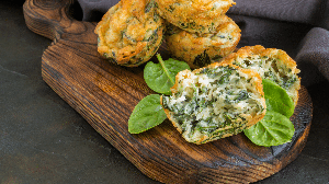 Muffin de espinafre e brócolis (Imagem: Julia Sedaeva | Shutterstock)
