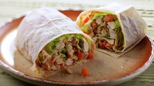 Wrap de frango (Imagem: Sergey Morgunov | Shutterstock)