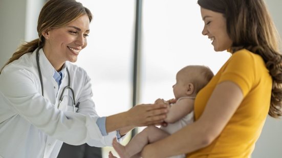 Lesões vasculares podem surgir desde o nascimento ou nas primeiras semanas de vida (Imagem: Ivanko80 | Shutterstock)
