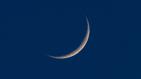A Lua Minguante se aproxima do fim e dará lugar à Lua Nova nesta sexta-feira (Imagem: Stas Moroz | Shutterstock)