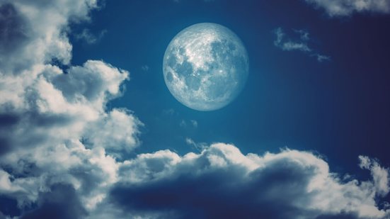A Lua encontra-se na fase Cheia (Imagem: Gergitek | Shutterstock)