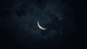 A Lua Crescente é a segunda das quatro principais fases do ciclo lunar e ocorre após a Lua Nova e antes da Lua Cheia (Imagem: aldi.abd | Shutterstock)