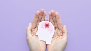 Demora no diagnóstico e falta de vacinação agravam a meningite (Imagem: Orawan Pattarawimonchai | Shutterstock)