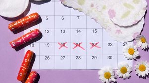 Variação no ciclo menstrual é mais comum do que parece e nem sempre é sinal de problema (Imagem: iama_sing | Shutterstock)