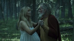 "Morra, Amor" reacende discussões urgentes sobre saúde mental materna (Imagem: Reprodução digital | MUBI e Paris Filmes)