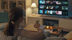 Netflix, Disney+ e Prime Video apresentam novos filmes e séries que prometem entreter os espectadores (Imagem: Stock-Asso | Shutterstock)