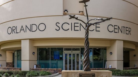 Orlando reúne atrações futuristas e pontos de observação de foguetes (Imagem: SNEHIT PHOTO | Shutterstock)