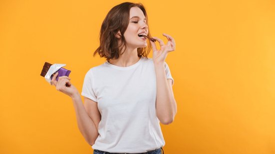 A Páscoa também pode ser celebrada com escolhas conscientes e prazer à mesa (Imagem: Dean Drobot | Shutterstock)