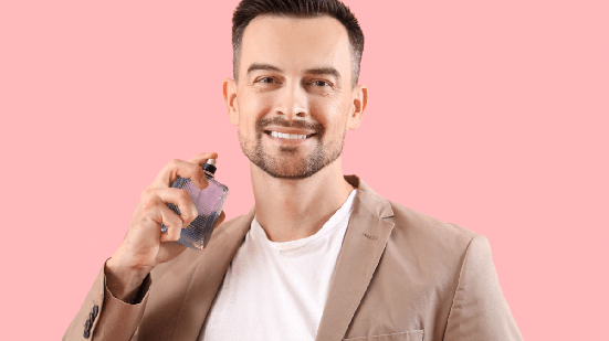 Os perfumes masculinos acompanham uma nova forma de cuidar da imagem e da identidade (Imagem: Pixel-Shot | Shutterstock)