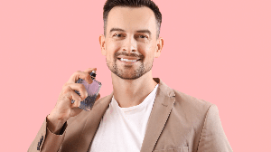 Os perfumes masculinos acompanham uma nova forma de cuidar da imagem e da identidade (Imagem: Pixel-Shot | Shutterstock)