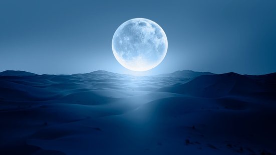 A Lua Cheia está em diálogo com o Sol em Aquário (Imagem: muratart | Shutterstock)