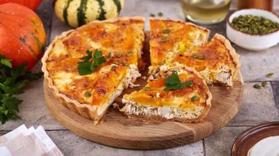 Quiche de frango com abóbora (Imagem: natkinzu | Shutterstock)