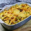 Macarrão de forno com legumes (Imagem: Maren Winter | Shutterstock)