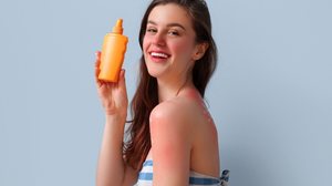 Herança genética faz com que algumas pessoas sejam mais sensíveis aos raios ultravioleta do que outras (Imagem: Pixel-Shot | Shutterstock)