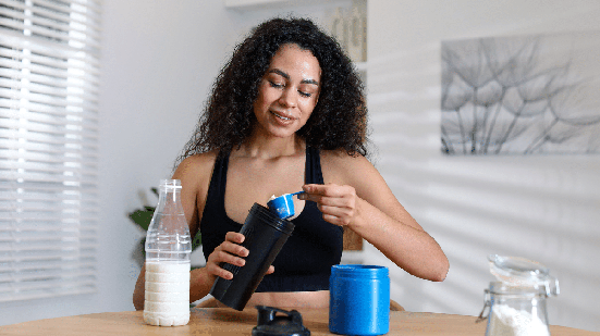 Hábitos aparentemente inofensivos podem reduzir a variedade de nutrientes e comprometer a qualidade da dieta no dia a dia (Imagem: New Africa | Shutterstock)