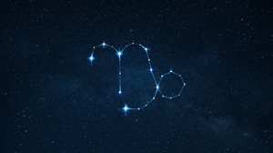 Para Capricórnio, cada conquista é fruto de um caminho construído com paciência (Imagem: Alones | Shutterstock)