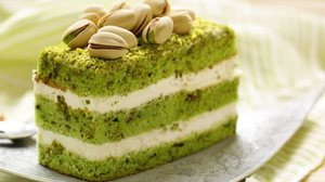 Bolo de pistache com creme (Imagem: Dream79 | Shutterstock)