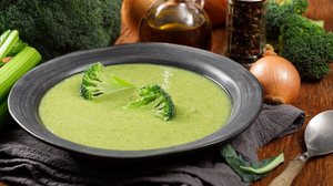 Creme de brócolis (Imagem: 77 Studio | Shutterstock)