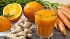 Suco termogênico de laranja e gengibre (Imagem: T.Lagerwall | Shutterstock)