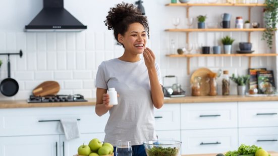 Os suplementos alimentares podem ser grandes aliados da saúde, desde que façam sentido com a realidade e o objetivo de cada pessoa  (Imagem: KucherAV | Shutterstock)