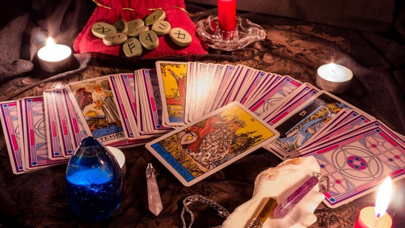 Tarot do dia: previsão para os 12 signos em 04/04/2026