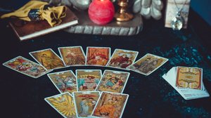 O dia favorecerá quem conseguir ouvir o coração sem perder o contato com a realidade (Imagem: T.Den_Team | Shutterstock)
