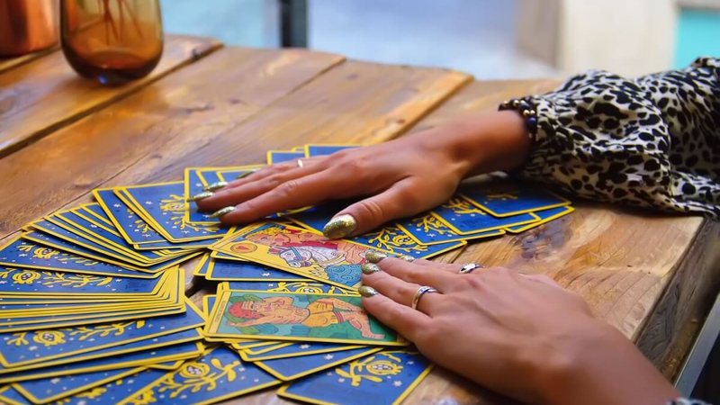 Tarot do dia: previsão para os 12 signos em 07/04/2026