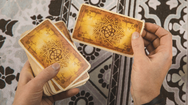 Tarot do dia: previsão para os 12 signos em 07/10/2026