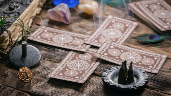 O domingo trará oportunidades, mas convidará os nativos a olharem com mais cuidado para medos, desejos e padrões (Imagem: n_defender | Shutterstock)