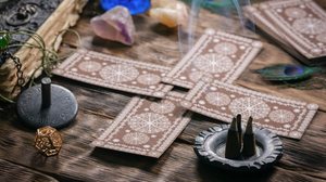 O domingo trará oportunidades, mas convidará os nativos a olharem com mais cuidado para medos, desejos e padrões (Imagem: n_defender | Shutterstock)