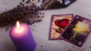 Será um dia propício para avaliar atitudes, reorganizar sentimentos e iniciar a semana com mais consciência (Imagem: Elena Seiryk | Shutterstock)