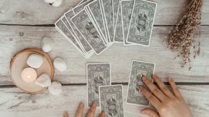 O dia pedirá adaptação, cautela com excessos emocionais e mais consciência diante das mudanças e decisões (Imagem: Anna Markina | Shutterstock)