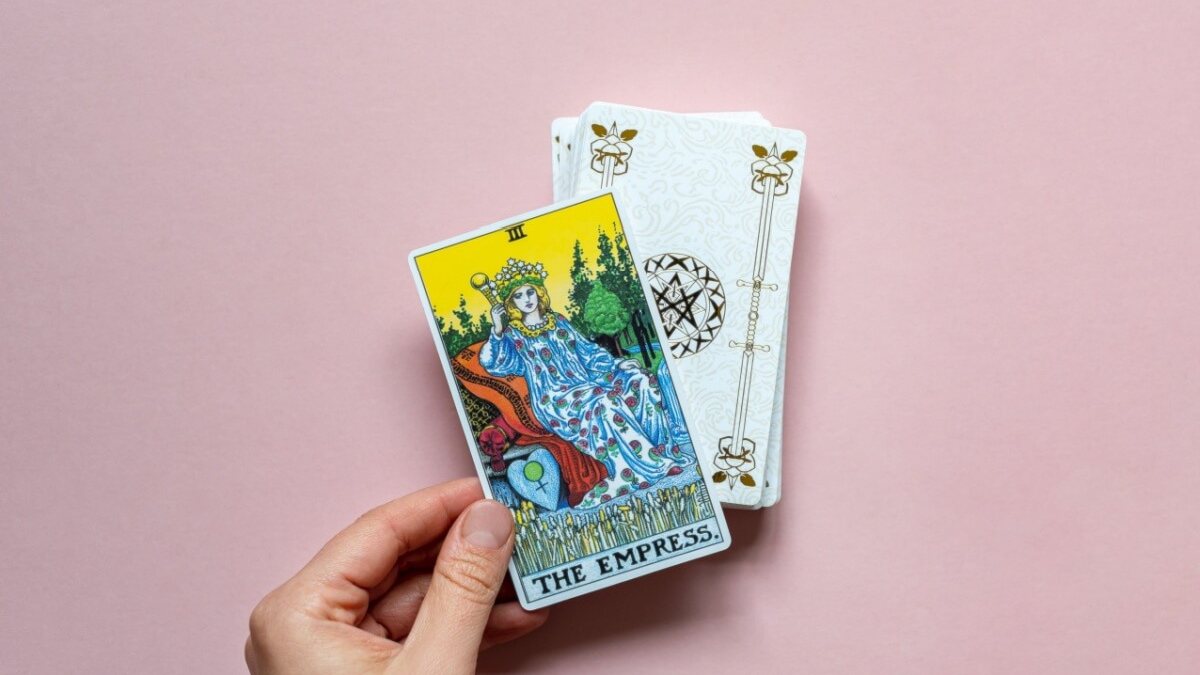 Tarot do dia: previsão para os 12 signos em 21/03/2026