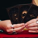 O domingo pedirá equilíbrio entre ação e reflexão aos nativos (Imagem: Noody | Shutterstock)