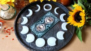 A quinta-feira será marcada por encerramentos e preparação para um novo ciclo (Imagem: Nakaya | Shutterstock)
