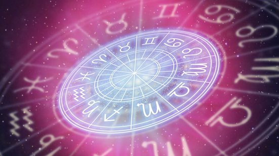 As cartas do tarot indicam que a sorte estará mais presente nesta semana (Imagem: SAG stock | Shutterstock)