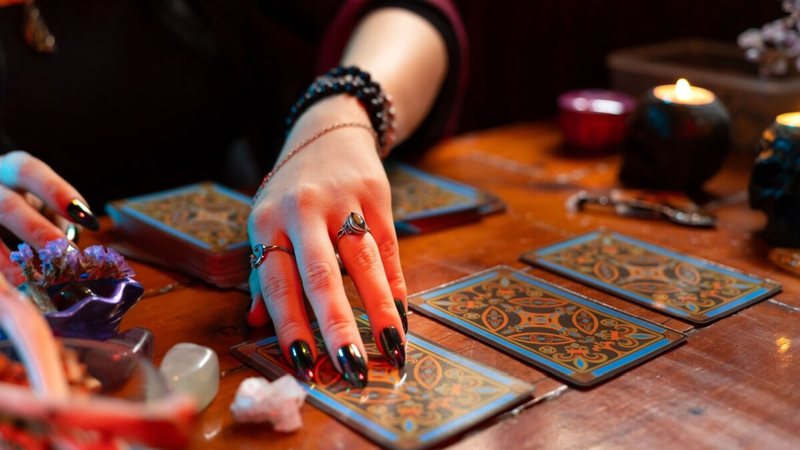 Tarot semanal: previsão para os signos de 11 a 17 agosto de 2025
