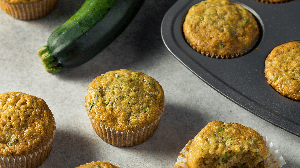 Bolinho de abobrinha (Imagem: Brent Hofacker | Shutterstock)